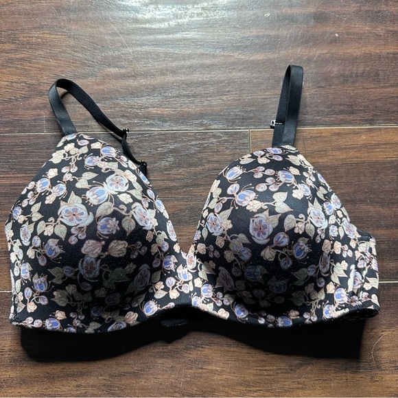 B.tempt’d Black Floral Future Foundation Wire Free Contour Bra - Picture 2 of 6